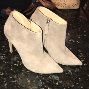 Ralph Lauren Purple Label suede booties